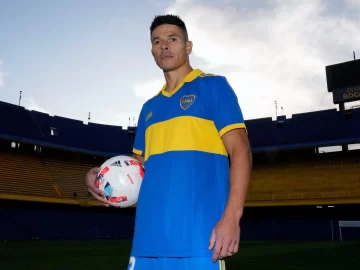 Lo probaron a Roncaglia como lateral izquierdo Lo probaron a Roncaglia como lateral izquierdo