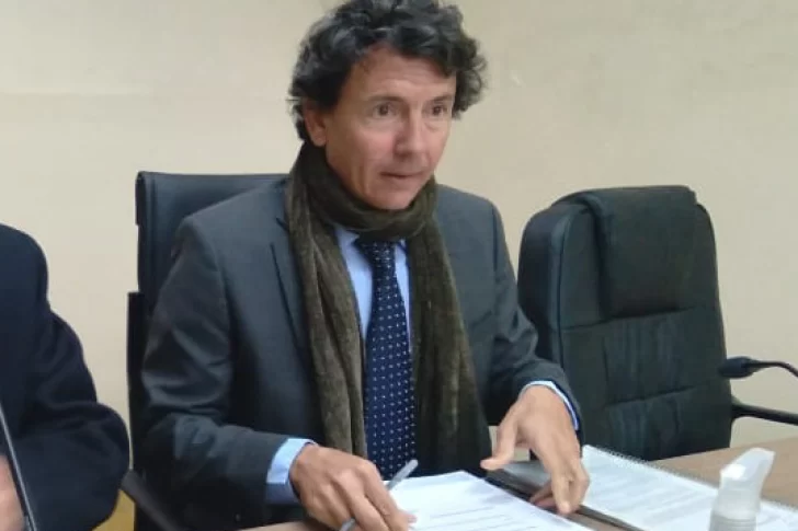 Inusual: le daba semen a su hijastra y lo consideran abuso por contacto físico