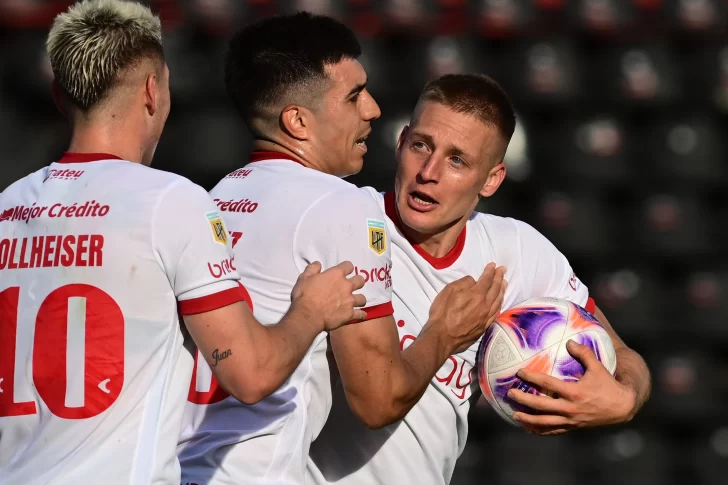 Estudiantes no perdonó