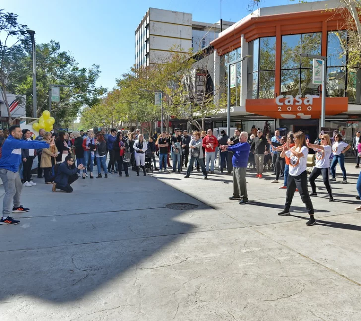 Reforzar la autoestima es clave para hablar con los niños sobre suicidio Reforzar la autoestima es clave para hablar con los niños sobre suicidio
