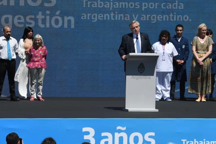 Alberto avisa que se pondrá al frente de la campaña 2023