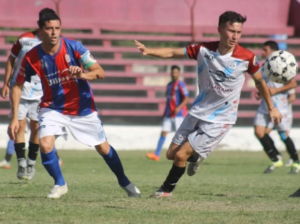 El Ciclón pegó primero El Ciclón pegó primero