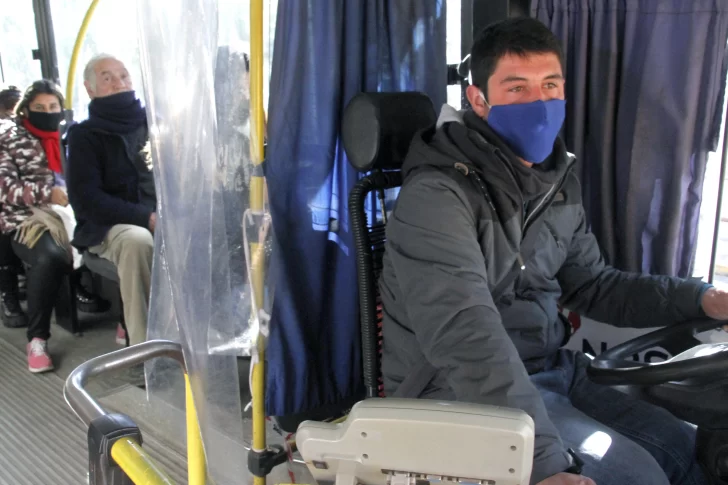 Habrá otra suba del pasaje de micros, pero aún no definen monto ni fecha