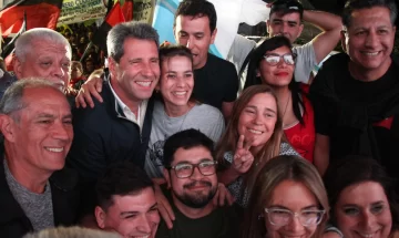 A cinco días de la elección general, Uñac pidió salir a buscar voto por voto A cinco días de la elección general, Uñac pidió salir a buscar voto por voto