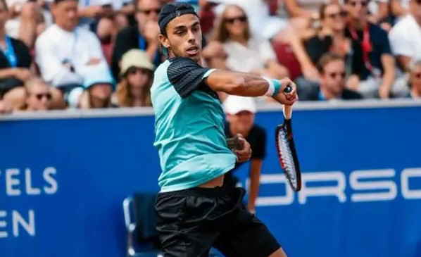 Cerúndolo es el único que sigue en Alemania