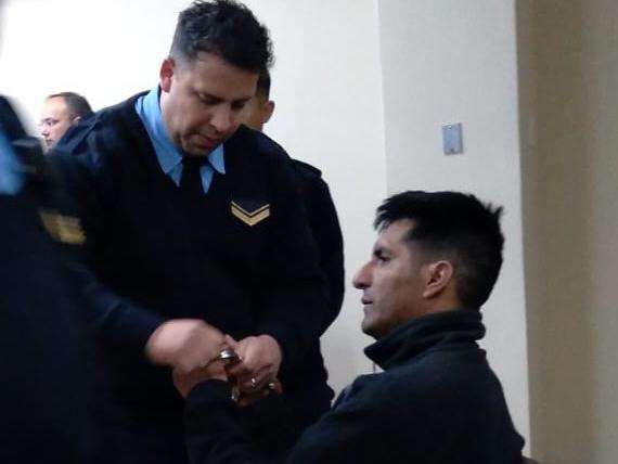 Le dan 10 años a un violento exconvicto, por golpear, amenazar y violar a su esposa Le dan 10 años a un violento exconvicto, por golpear, amenazar y violar a su esposa