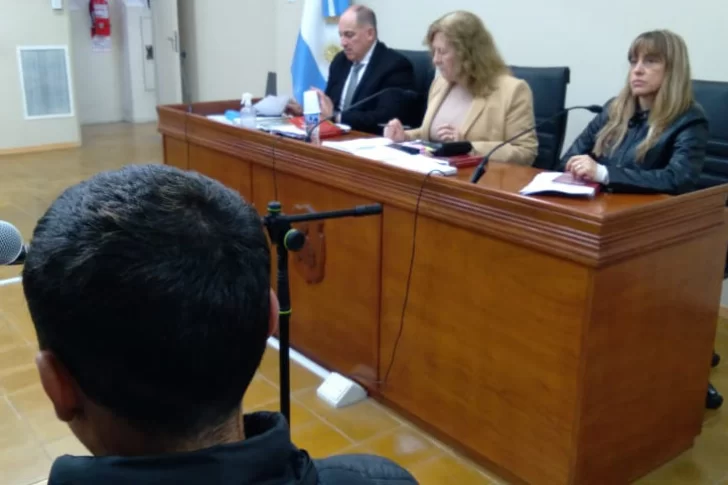 Le dan 8 años de pena por graves ultrajes sexuales a su hijastra