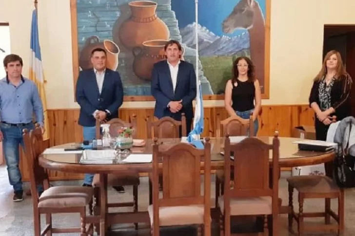 La pelea política en Angaco frenó un traspaso de contratados a planta