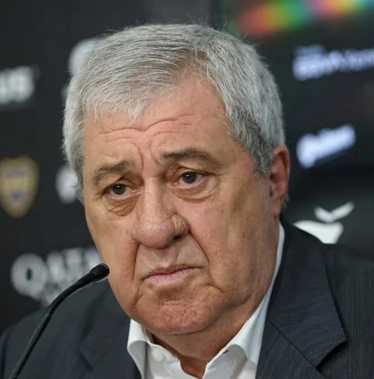 Pase de factura a Tevez del lado de Amor Ameal Pase de factura a Tevez del lado de Amor Ameal