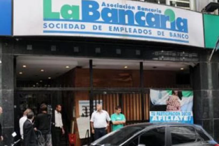 Bancarios: bono de 407 mil
