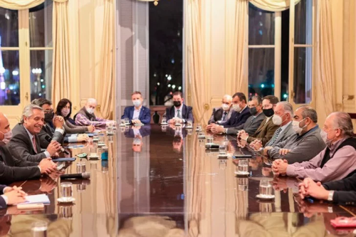 Gremialistas y empresarios definen nuevo salario mínimo