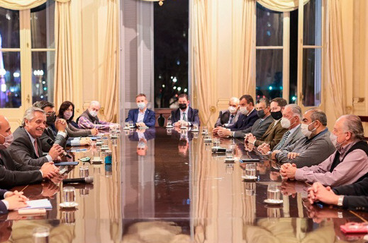 Gremialistas y empresarios definen nuevo salario mínimo