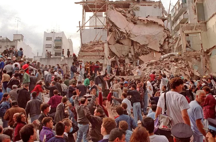 Atentado a la AMIA: la inteligencia israelí desliga a los iraníes Atentado a la AMIA: la inteligencia israelí desliga a los iraníes