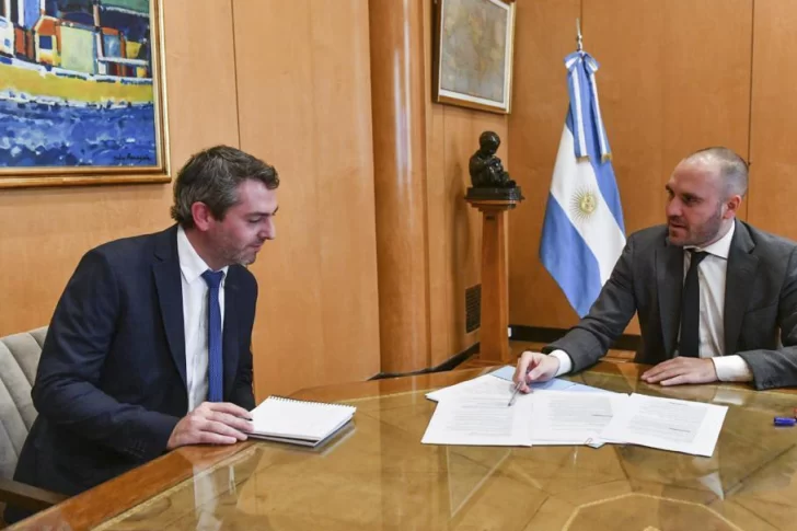 Guillermo Hang deja la Secretaría de Comercio Interior