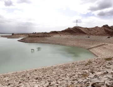 Riego: Hidráulica pidió cortas para guardar agua y viñateros se niegan