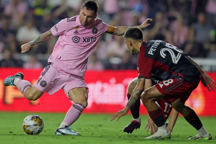 Messi busca nuevo título con el Inter