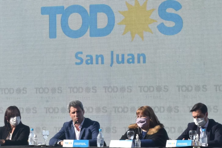 Para diferenciarse de lo nacional, analizan otro nombre para FdT