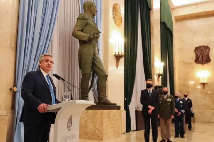 Impulsan mejora salarial de las Fuerzas Armadas