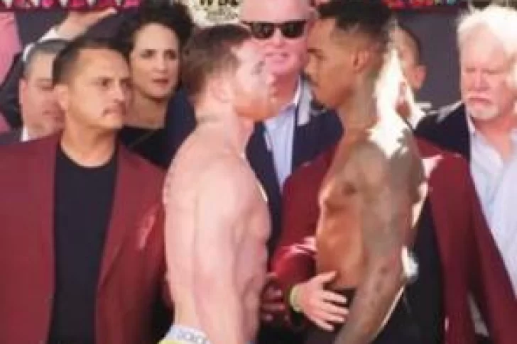 Álvarez y Charlo pesaron lo mismo para su combate de esta noche