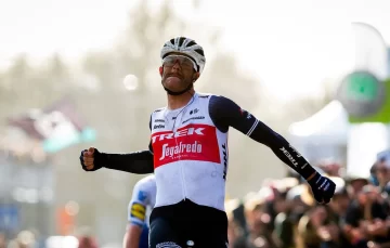 Stuyven venció en la primera de las clásicas Stuyven venció en la primera de las clásicas