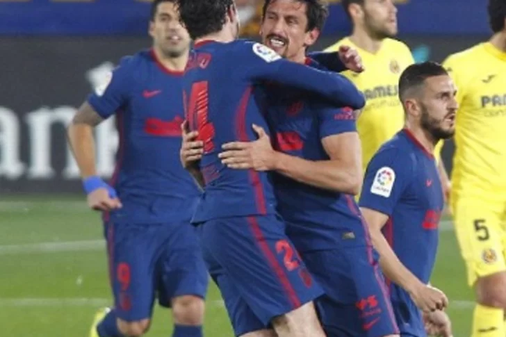 El Atlético volvió ayer a la victoria