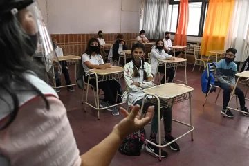 Alberto y las clases donde hay más casos: “Es jugar con fuego”
