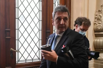 Massa frenó “especulaciones” y confirmó que dejará su banca Massa frenó “especulaciones” y confirmó que dejará su banca