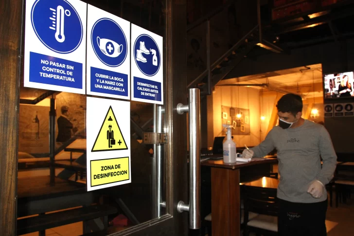 Confirman que abre la gastronomía, la industria, el comercio y la obra privada