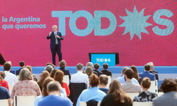 Fuerte arenga de Alberto para los candidatos, pensando en las PASO Fuerte arenga de Alberto para los candidatos, pensando en las PASO