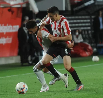 Una pausa en su andar demoledor Una pausa en su andar demoledor