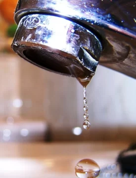 Aunque hay interés por cuidar el agua, falta conocimiento y mayor constancia