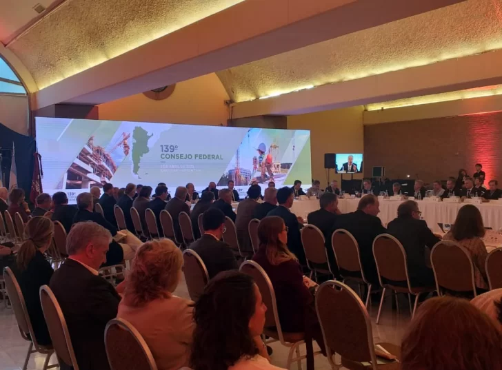 Advierten que puede haber despidos si no se actualiza el precio de las obras