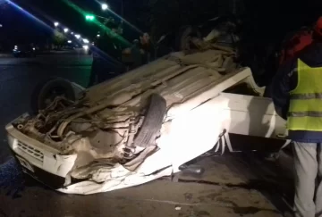 En moto, chocó contra un poste y perdió la vida En moto, chocó contra un poste y perdió la vida