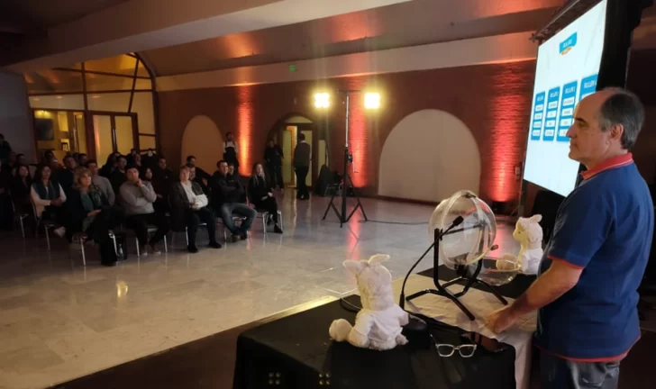 Los favoritos, por caminos separados