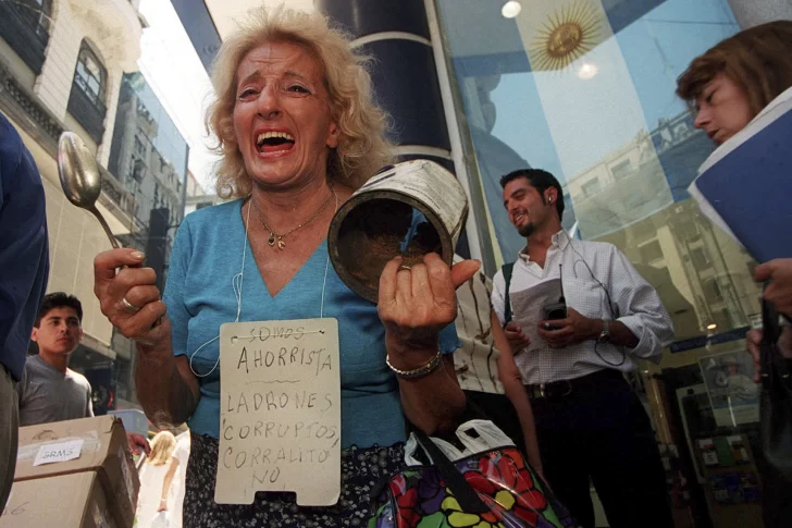 El histórico salto bancario al vacío que todavía afecta al bolsillo de argentinos