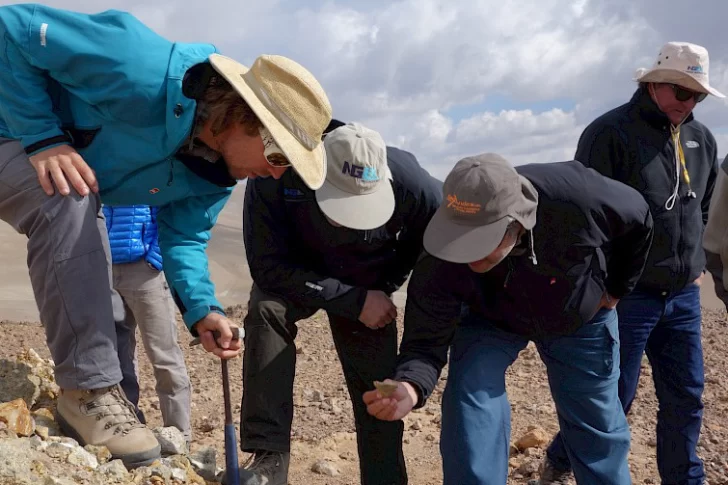 Harán un camino de 190 km para sacar material y comunicarse con Josemaría