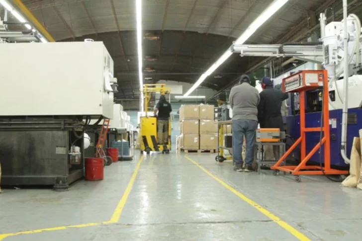 Una de cada tres empresas argentinas produce a nivel de la prepandemia, pero más costos