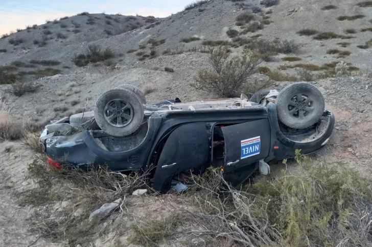 Lo peor para trabajador minero que salió despedido en el vuelco de una camioneta