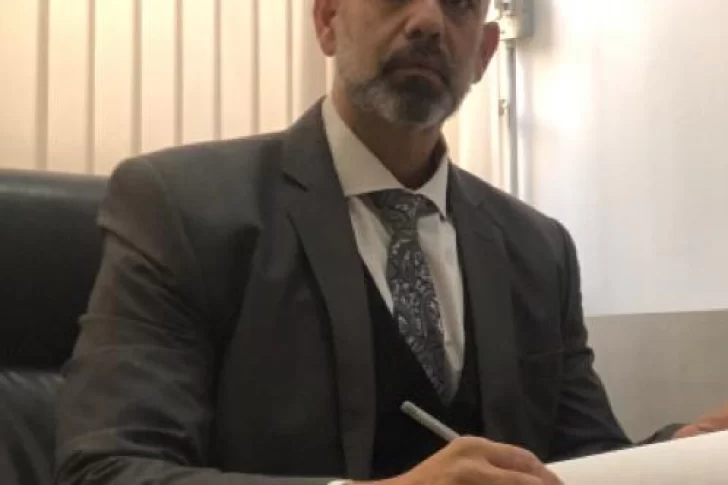 Albañil acepta 7 años de pena por abusar de dos niñas durante años, a una la violó