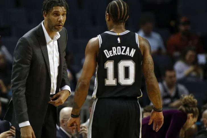 Duncan tuvo su estreno por la ausencia de Popovich