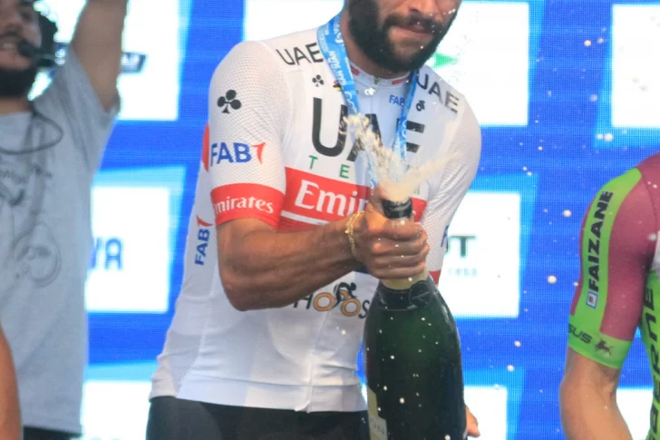 La pandemia golpea al pelotón