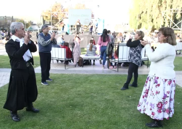 Con el clima como aliado, se realizó una feria con atractivos para todos