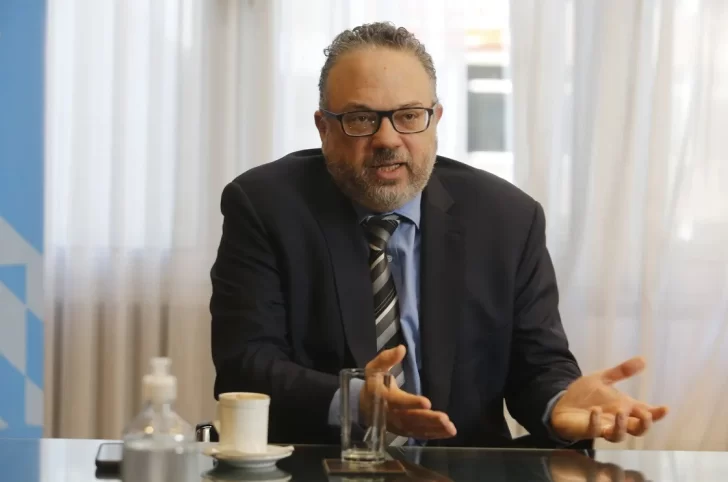 Alberto usó la lapicera, echó de un plumazo a Kulfas y nombró a Scioli Alberto usó la lapicera, echó de un plumazo a Kulfas y nombró a Scioli