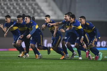 Boca: Festejo y desahogo en penales Boca: Festejo y desahogo en penales