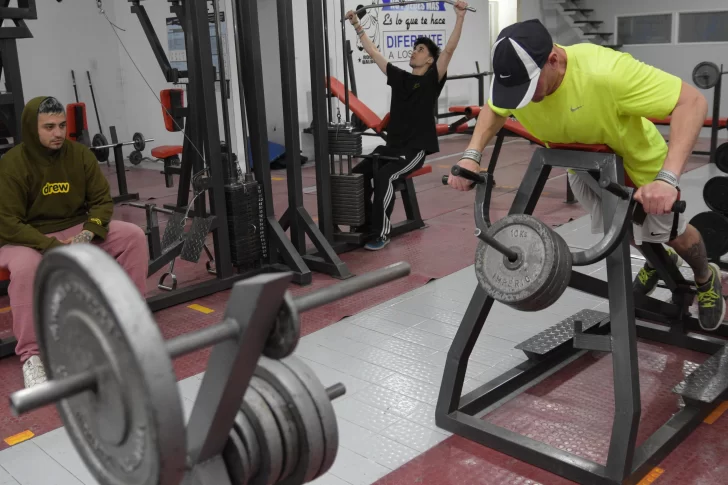 Ir al gimnasio cuesta entre $3.000 y los $4.000, dependiendo de la zona