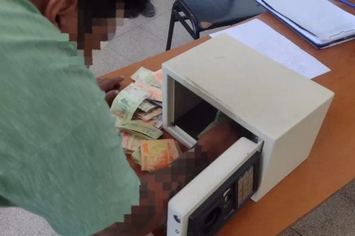 Casi roban medio millón