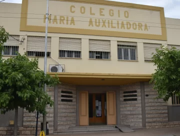 Son 3 las escuelas con casos de Covid-19: en dos se suspendieron las actividades Son 3 las escuelas con casos de Covid-19: en dos se suspendieron las actividades
