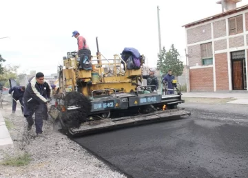 Este año se completará el 15 por ciento que queda del plan de pavimentación