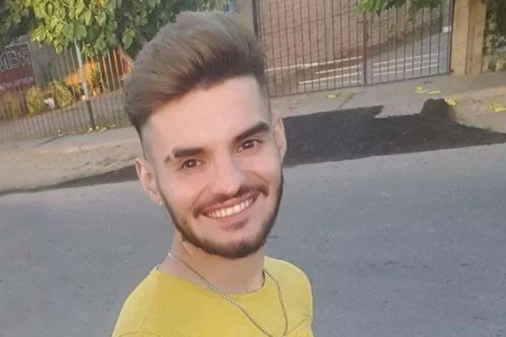 Chocó en moto contra una camioneta el último sábado y ayer murió en el hospital