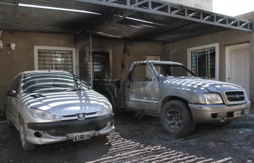 Ardió una camioneta y por poco no hubo un desastre mayor, creen que fue intencional